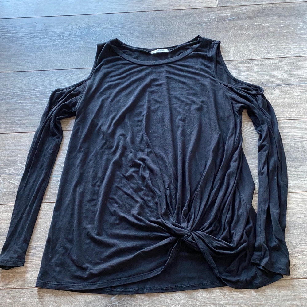 Twenty Ten shoulder cutout long sleeve size L